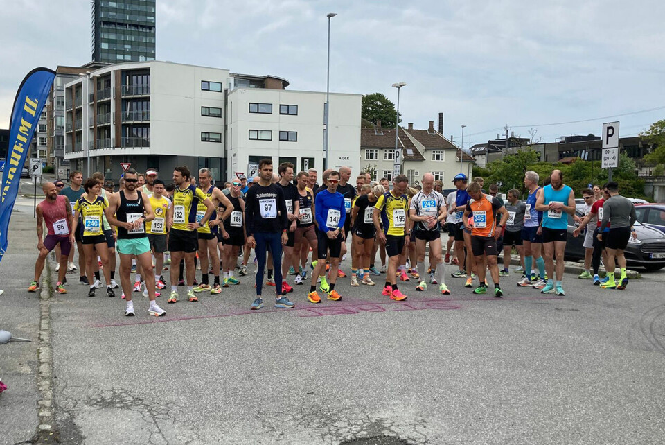 Klare til start i Frøylandsvatnet rundt 2024. (Foto: Annette Hellvik Tjelta) Klare til start i Frøylandsvatnet rundt 2024. (Foto: Annette Hellvik Tjelta)