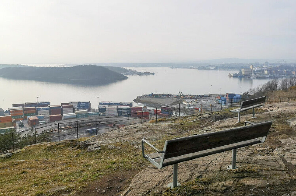 Bunnefjorden rundt - fra Nesoddtangen til Aker Brygge på sti Oslo-utsikt.jpg