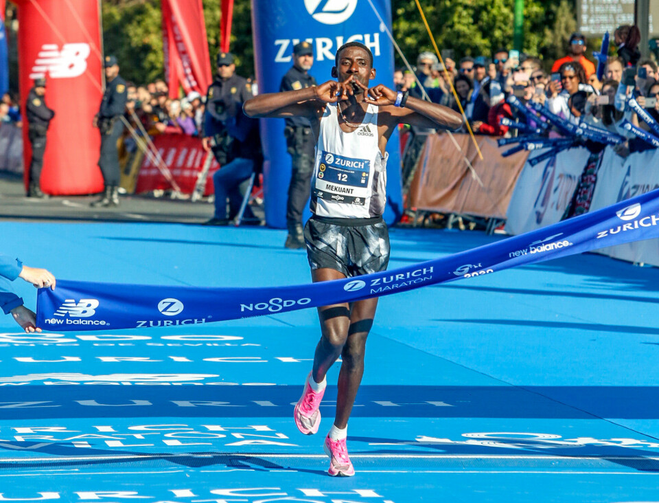 Sterke norske maratonløpere klar for Sevilla Marathon søndag Sevilla2020_vinner_Mekuant_Aeynew_Gebre_2-04-46_.jpg