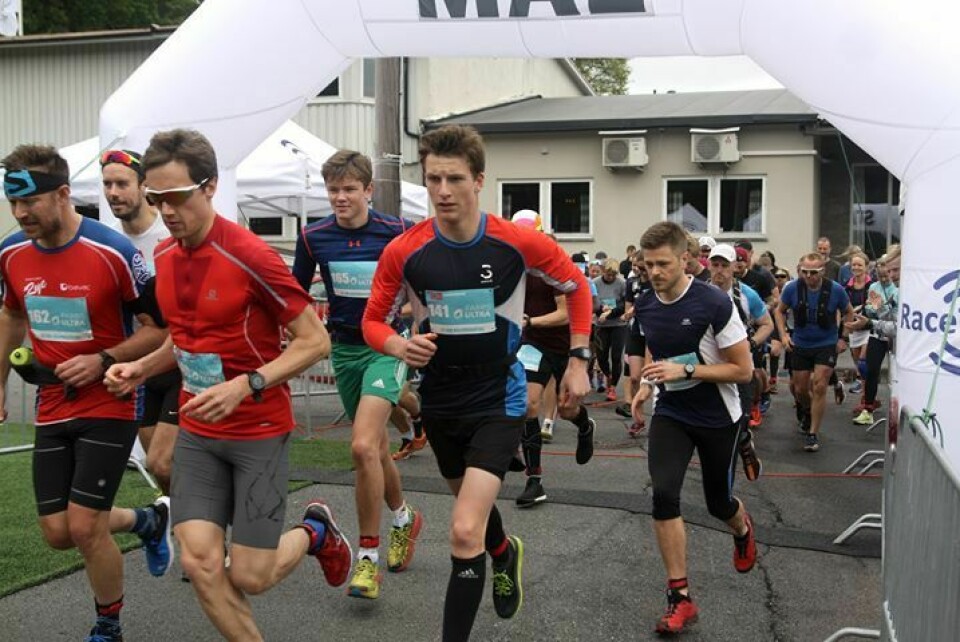 Farris Ultra med 98 deltagere på 13, 21 og 67 km Start_21km.jpg