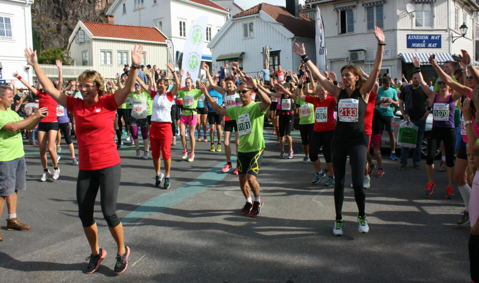 Fra regn til sol i Grimstad Maraton IMG_0797OpvarmningHalvM.jpg
