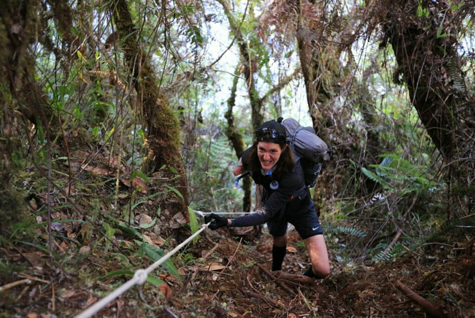 Det fem dager lange Beyond the Ultimate (BTU) Jungle Ultra byr på svært vanskelige forhold for å ta seg frem, det er jo en jungel. Det gjør det neppe enklere at Gabriella Mathisen mangler en arm. (Foto: BTU Jungle Ultra) Det fem dager lange Beyond the Ultimate (BTU) Jungle Ultra byr på svært vanskelige forhold for å ta seg frem, det er jo en jungel. Det gjør det neppe enklere at Gabriella Mathisen mangler en arm. (Foto: BTU Jungle Ultra)