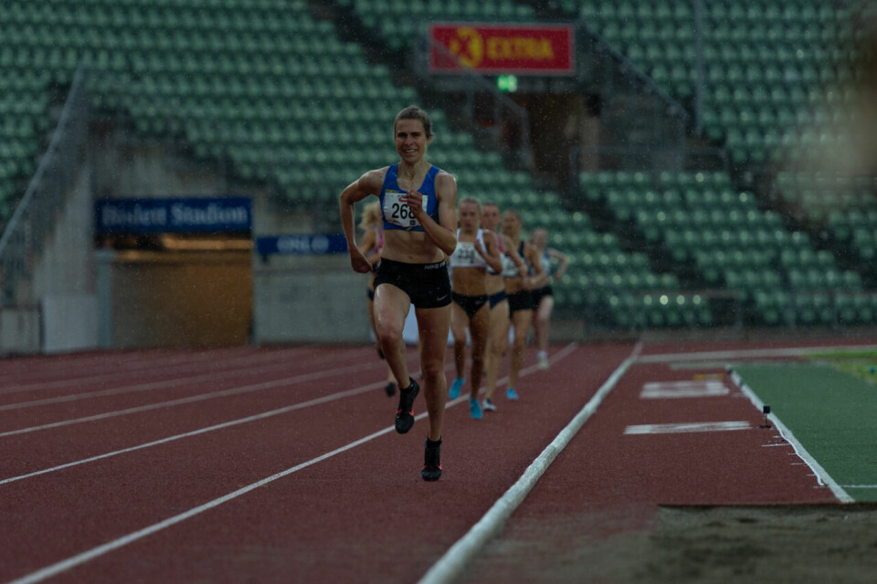 Amalie Sæten med 2.06,14 og seier på 800 m KS_C_Heat_Målgang_Caroline Sophie Røhm Fleische_DSC7519.jpg