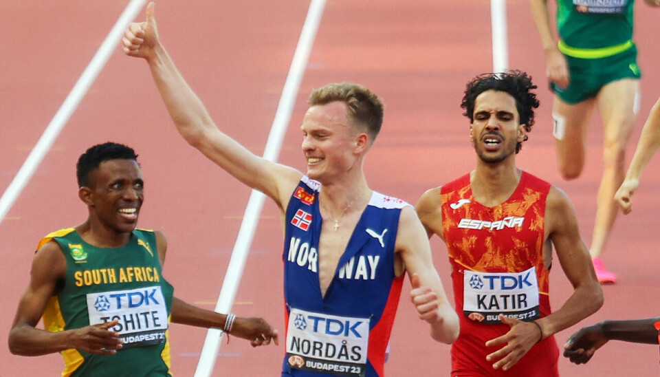 Narve Gilje Nordås som her jubler for avansement til 1500 m-finalen under friidretts-VM i Budapest i 2023 kunne juble igjen i Tokyo søndag formiddag.