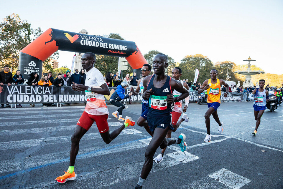 Valencia Maraton – historisk høyt maratonnivå i «The City of Running» Joshua-Cheptegei-foto-Valencia-Maraton-2336-MVTA-2023-664.jpg