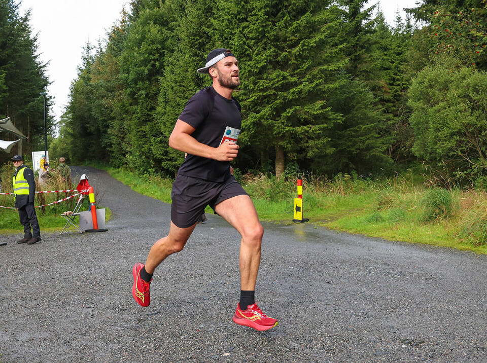 Margunn Bye Tøsdal og Frode Oldervoll vant i Bergen Skogsmaraton 1U9A5759.jpg