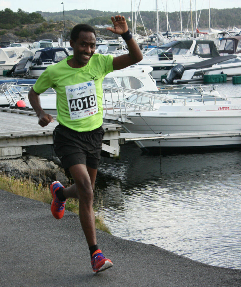 Fra regn til sol i Grimstad Maraton IMG_0767GebregziabherNr3Mar.jpg