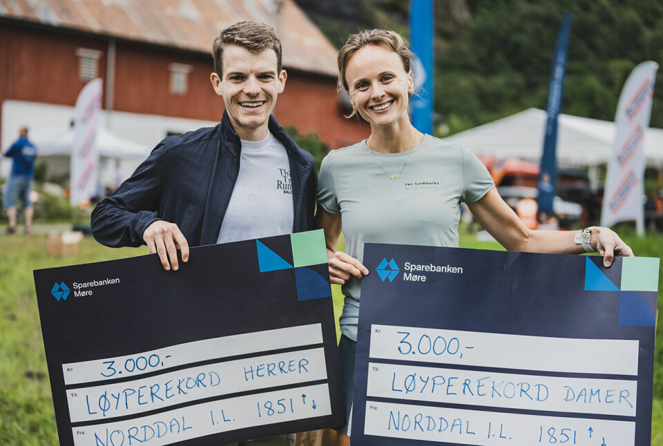Både herrevinner Jonas Hesthaug og damevinner Henriette Lund satte løyperekorder i Norddal Skyrace. (Alle foto: Hyke Studio) Både herrevinner Jonas Hesthaug og damevinner Henriette Lund satte løyperekorder i Norddal Skyrace. (Alle foto: Hyke Studio)