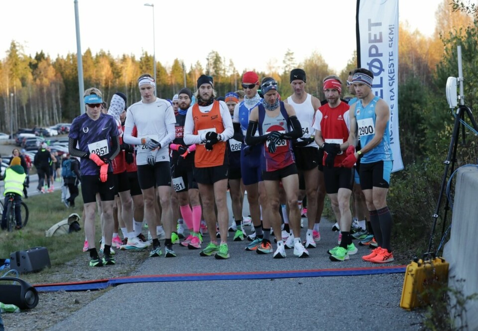 Færre antall deltagere og starter i mindre puljer, som her fra Perseløpet Maraton i oktober, var regelen for de fleste løpene som ble arrangert i fjor (Foto: Bjørn Hytjanstorp). Færre antall deltagere og starter i mindre puljer, som her fra Perseløpet Maraton i oktober, var regelen for de fleste løpene som ble arrangert i fjor (Foto: Bjørn Hytjanstorp).