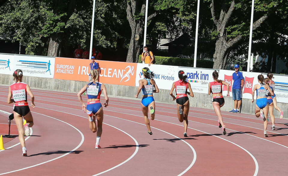 5. plass til Pernille Karlsen Antonsen på 800 meter i U20-EM Etter_80M_feltet_bakfra_AZ3T0987.jpg