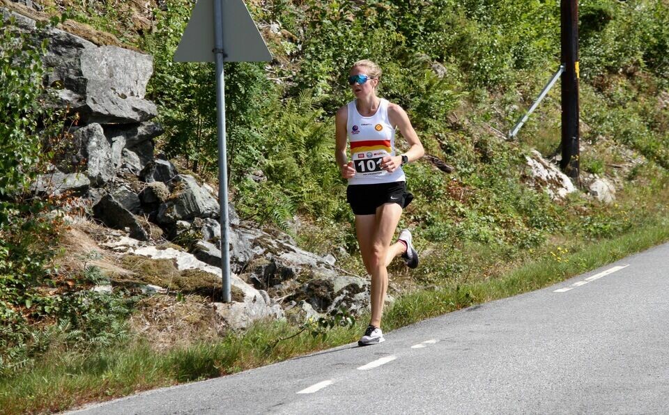 Den varmeste Hornindalsvatnet Maraton noensinne Halvmaraton_beste_kvinne