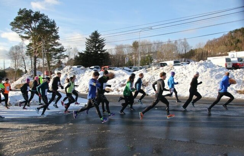 SK Herd tok dobbelt på 5 km i Ålesund 02_starten.jpg