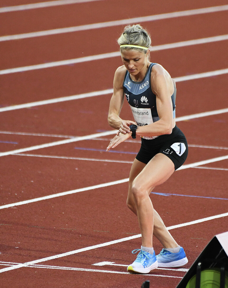 Mikkelsplass om sin elev Therese Johaug johaug-alene-til-start_BJ_50D9323.jpg