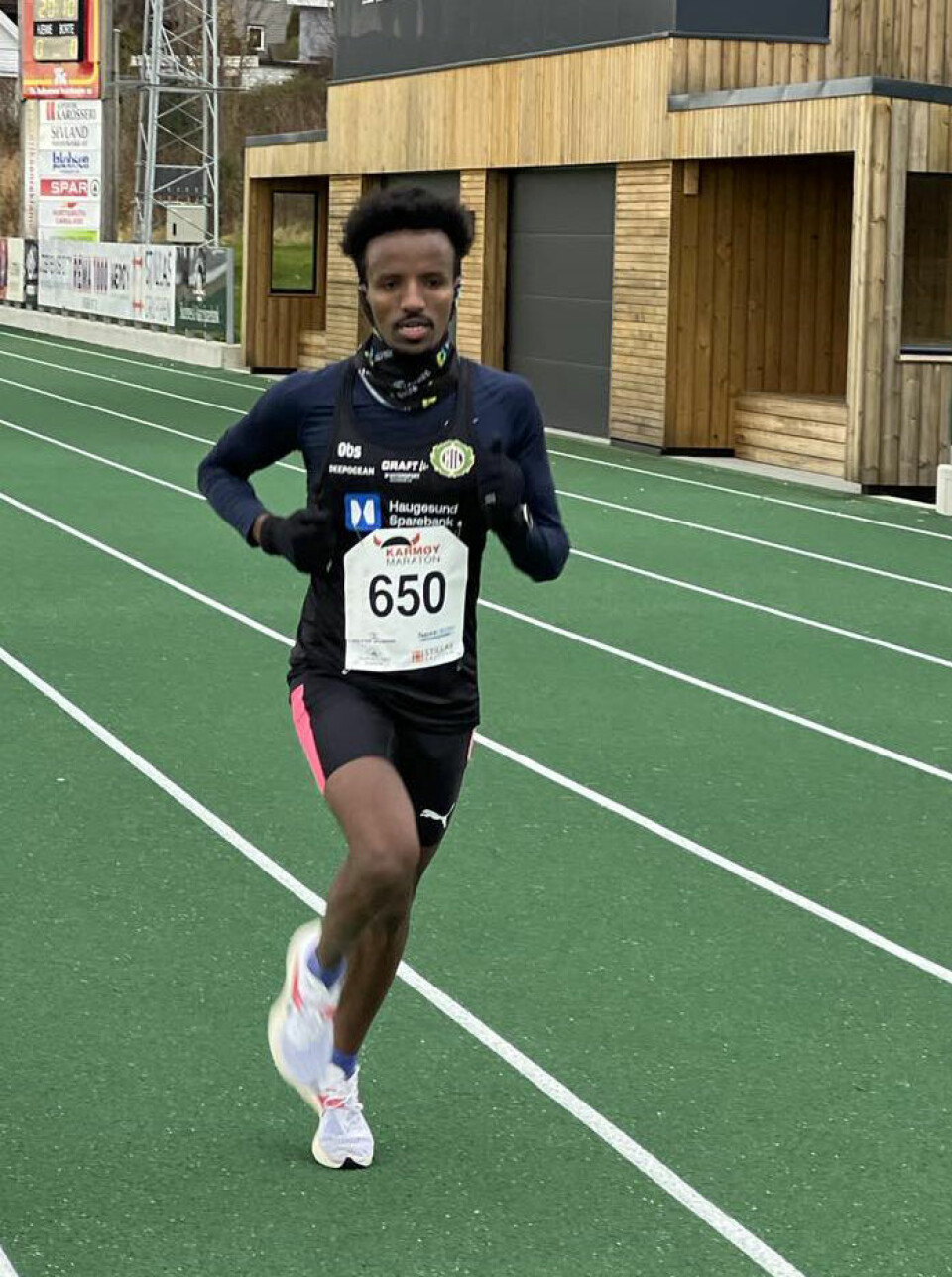 Gode vinnartider på alle distansar i Karmøy Maraton Tedros-Haile-mot-maal.jpg