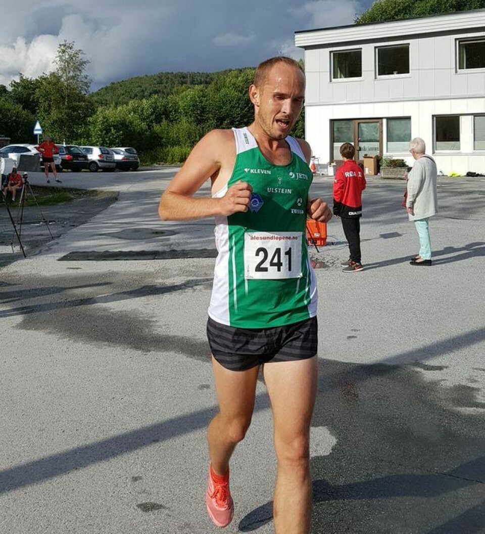 Emil Ahlbeck satte ny løyperekord i Ålesund sommerkarusell Olger_Pedersen_maal