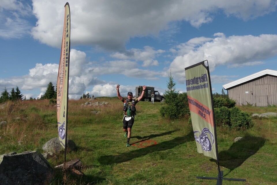 Yngve Øyeflaten best av tre 'survivors' i Bèrghem Ultra Trail 2021 BUT Tommy T¢nnesen i mål.jpg