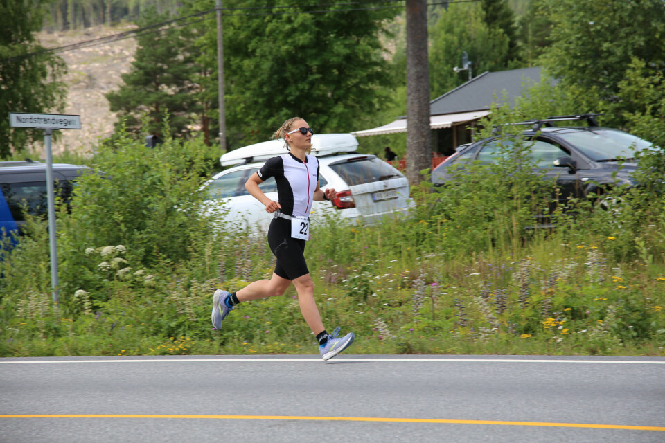 Finnskogen Triathlon med deltagere fra fjern og nær Denisa Gombalova.jpg