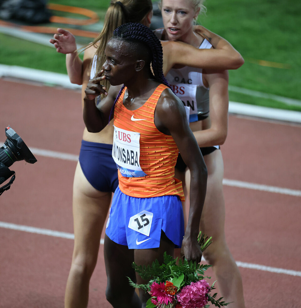 Nok en Diamond League-seier og årsbeste i verden på Jakob Ingebrigtsen Francine-NIYONSABA-Lausanne-foto-Diamond-LeagueAG.jpg