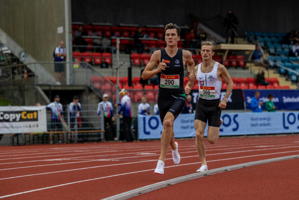 Nok en oppvisning av Jakob Ingebrigtsen i NM 1500m-mf-to-beste.jpg