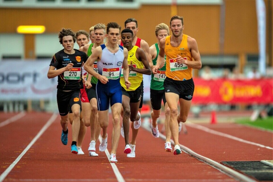 Nok en oppvisning av Jakob Ingebrigtsen i NM 1500m-mf-Anders-Bj¢rndal-hovedfeltet.jpg