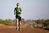 Sondre Nordstad Moen har foreløpig valgt å ikke reise heim fra Kenya. (Foto: Hannover Marathon)