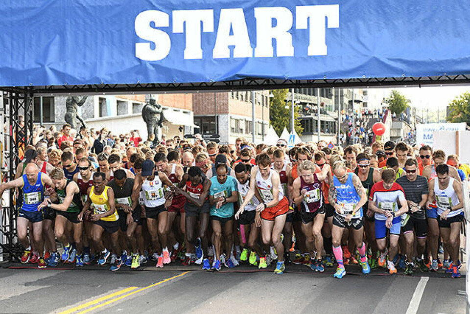 Start for første pulje på halvmaraton hvor vi ser de beste i NM i første rekke. Foto: Bjørn Johannessen Start for første pulje på halvmaraton hvor vi ser de beste i NM i første rekke. Foto: Bjørn Johannessen