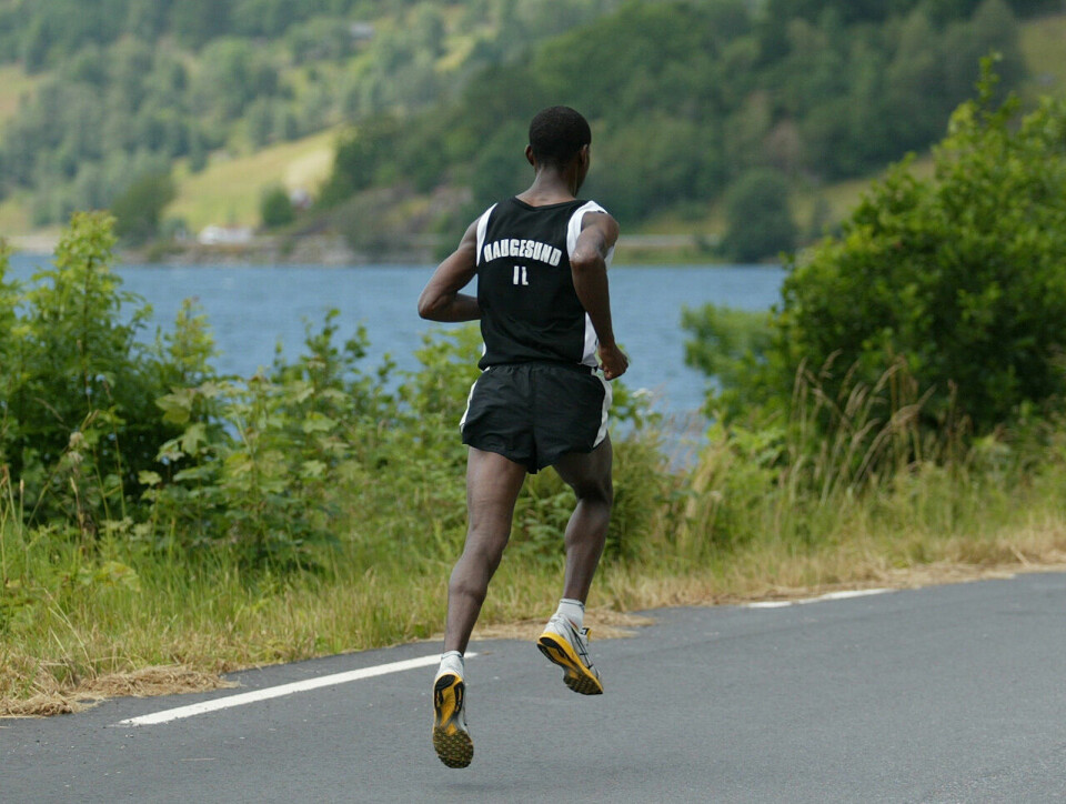Løyperekorden: Urige Buta (bildet) vant den kontrollmålte halvmaratonen i 2009 på 1.05.32. (Foto: Kjell Vigestad) Løyperekorden: Urige Buta (bildet) vant den kontrollmålte halvmaratonen i 2009 på 1.05.32. (Foto: Kjell Vigestad)