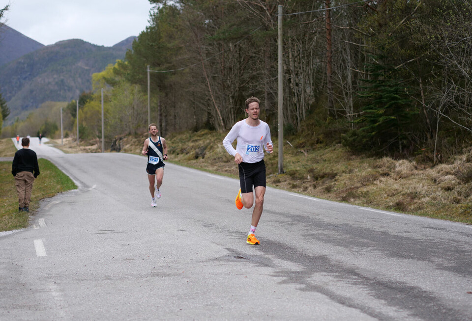 Live Solheimdal med godt løp i Romsdal 1 og 2 10 km.JPG