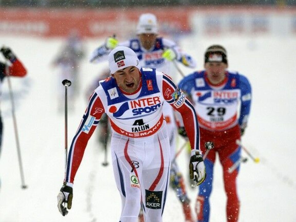 Petter Northug vant femmila under håpløse forhold Northug_spurtvinner_UP37007-576x432