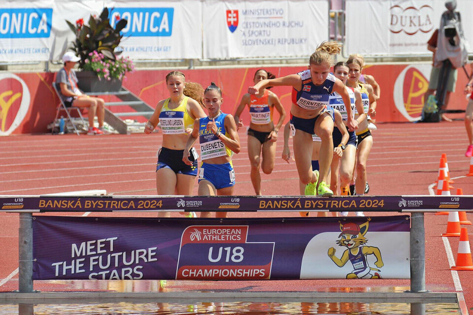 Astrid Cecilie Berntsen ble europamester på 2000 meter hinder under U18-mesterskapet lørdag kveld. (Foto: Hilde Stokvold Gundersen) Astrid Cecilie Berntsen ble europamester på 2000 meter hinder under U18-mesterskapet lørdag kveld. (Foto: Hilde Stokvold Gundersen)
