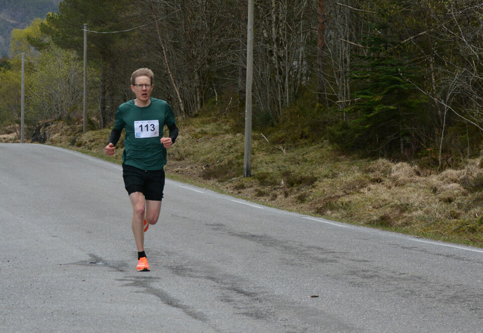 Live Solheimdal med godt løp i Romsdal Per Myren.JPG