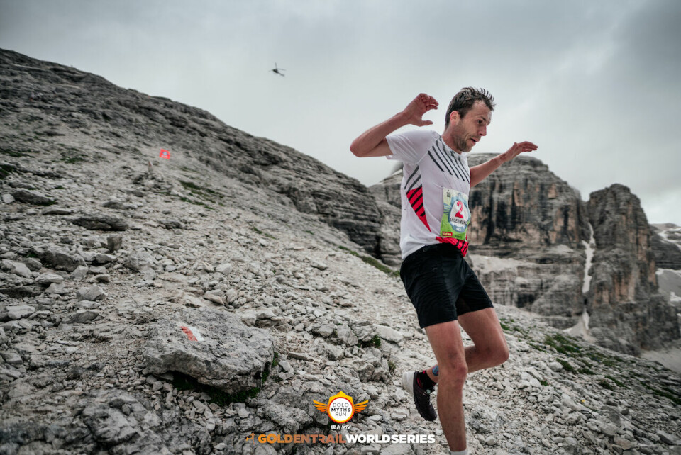 Stian Angermund tok fram fantastiske kvaliteter nedover i dag. (Foto: @ksaragossa / Golden Trail Word Series) Stian Angermund tok fram fantastiske kvaliteter nedover i dag. (Foto: @ksaragossa / Golden Trail Word Series)
