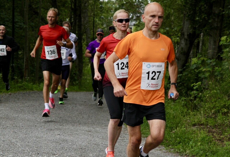 Skak og Juliussen vant 10 km i Ålesund Sommerkarusell 10km_tet_kvinne_start
