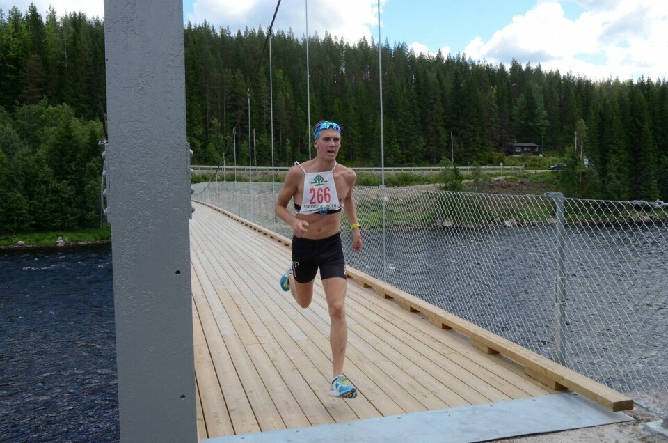Lars Bovold krysset Trysilelva som førstemann på den helt nye Strandvoldbrua i 2018. (Foto: Monika Søberg) Lars Bovold krysset Trysilelva som førstemann på den helt nye Strandvoldbrua i 2018. (Foto: Monika Søberg)