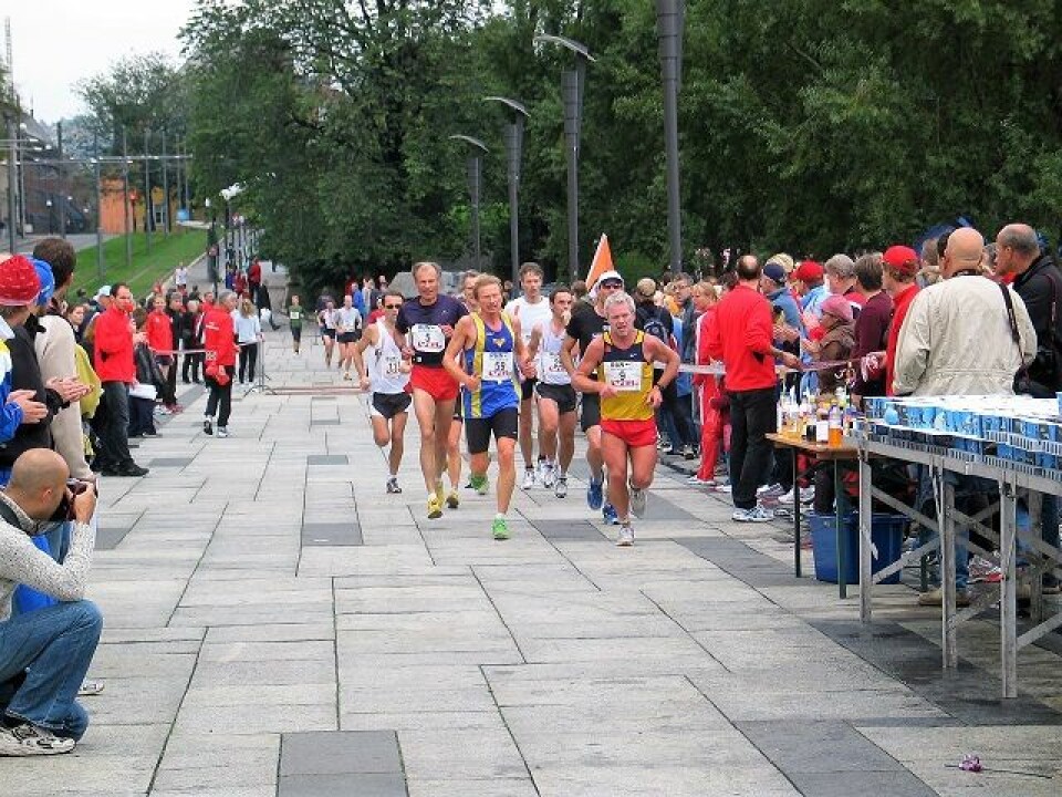 Ole Peter Bergaust gir råd til godt voksne løpere Ole_Peter_Bergaust_Oslo_Maraton_2006.jpg