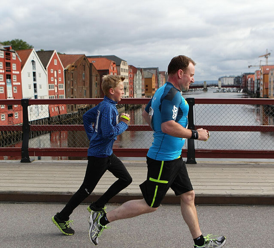 Strindheim og Tellefsdal i tet etter første dag i St. Olavsloppet Gamle_Bybro_Nidelven_A20G6308.jpg