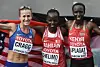 Rose Chelimo vant foran Edna Kiplagat og Amy Cragg. (Foto: Bjørn Johannessen)