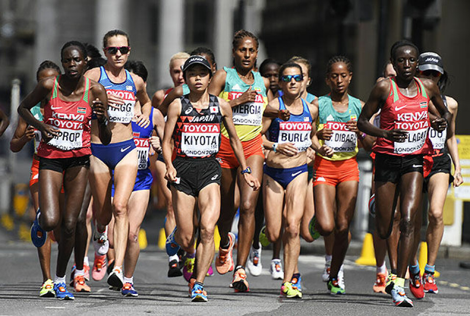Rose Chelimo best i en triller av en VM-maraton maraton-kv-hovedfelt_50D9130.jpg