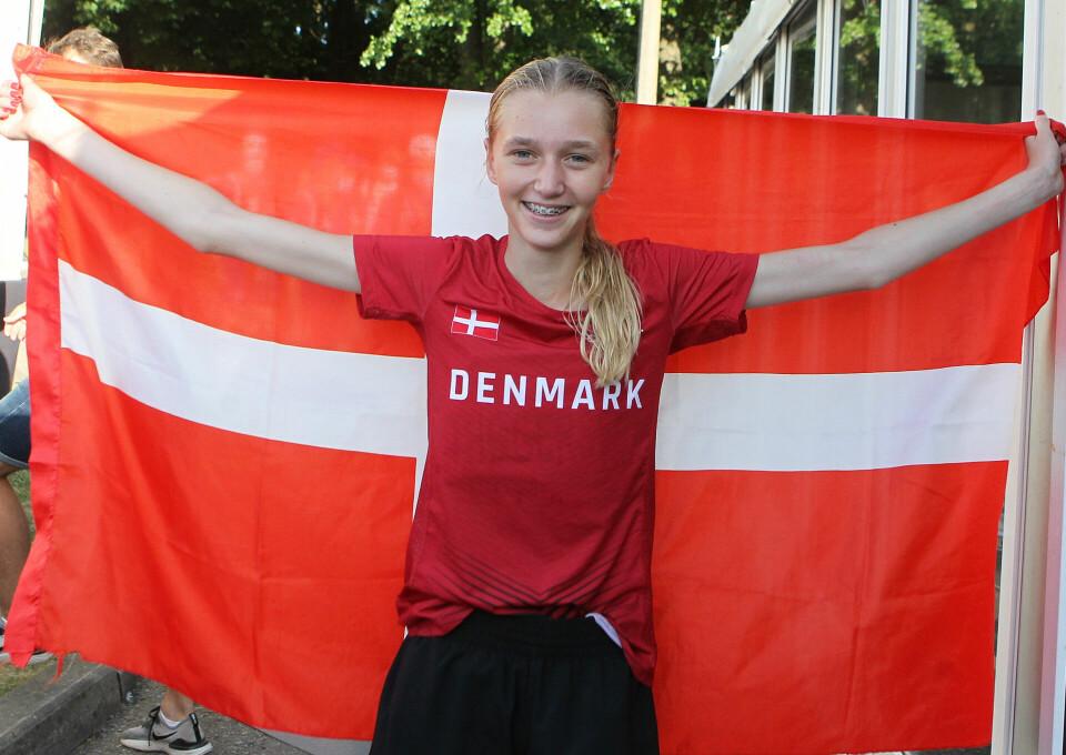 Bronsemedalje til Ina Halle Haugen på 3000 m i U20-EM! sofia_Thoegersen_dansk_nr2_3000m_4hundreler_foran_Ina_H-Haugen_A20G2975.jpg