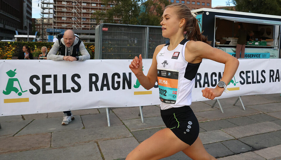 Selma Løchen Engdahl har senket persen på 10 km to ganger på kort tid og er i form.