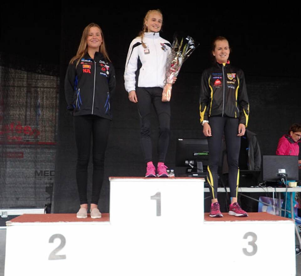 Anne Nevin og Marius Vedvik vant NM-gull på halvmaraton P9030312_u23kvinner_640pix.jpg