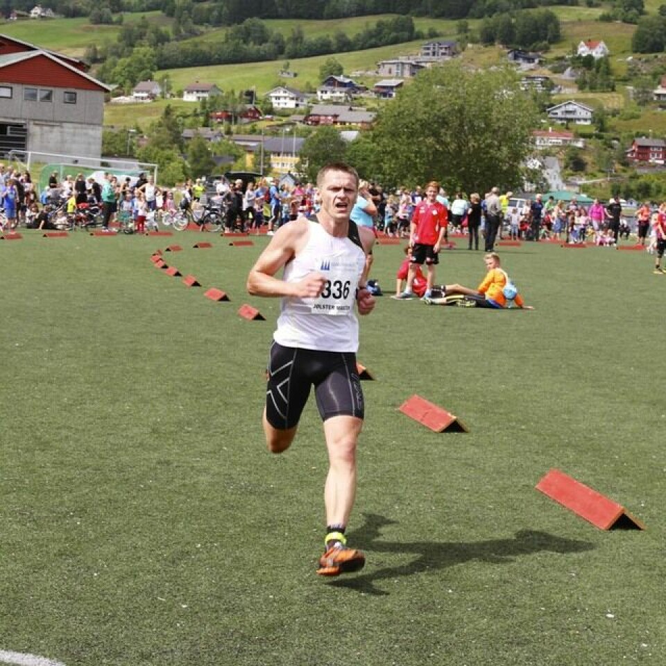 Marius Vedvik med norsk bestenotering på 5 km i Jølster Odd_Arild_Loeseth
