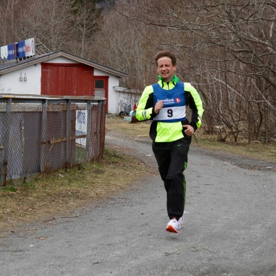 Ådne Andersen med ny løyperekord i Rotevatnet rundt startnummer_9