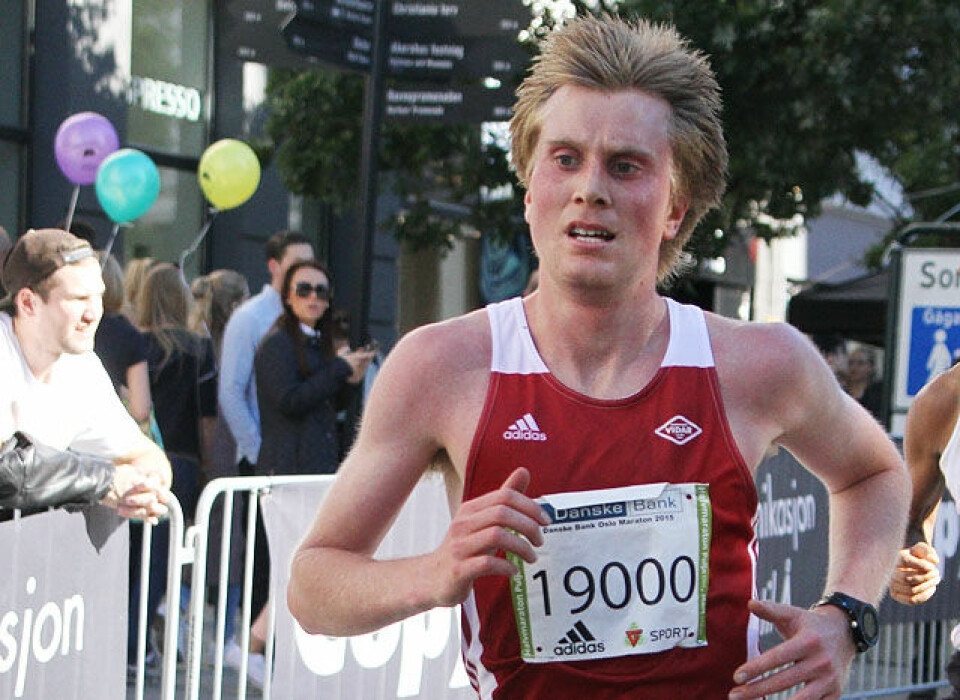 Sondre Nordstad Moen må løpe under 2.12 på maraton for å være sikra OL-tur. (Foto: Runar Gilberg) Sondre Nordstad Moen må løpe under 2.12 på maraton for å være sikra OL-tur. (Foto: Runar Gilberg)