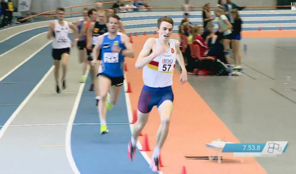 Dramatikk og ny triumf for Erik Udø Pedersen på 3000 m 3000m_siste_runde