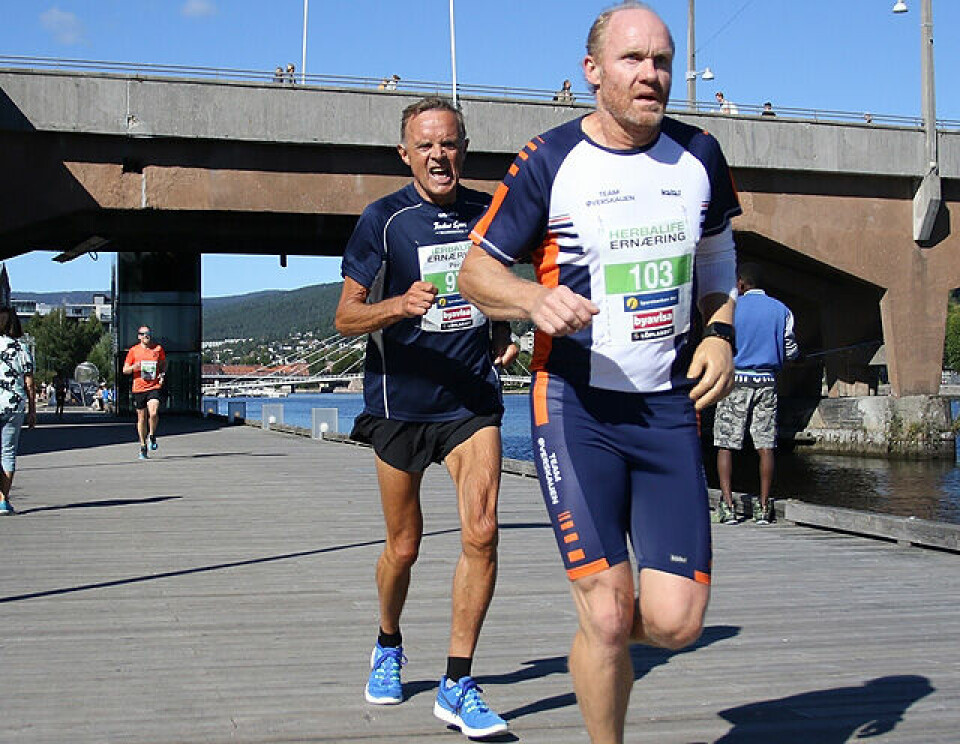 Per Gunnar Øverland på vei mot en av tidenes best tider på 5km i 70-74 årsklassen med 20.27 Foto: Heming Leira Per Gunnar Øverland på vei mot en av tidenes best tider på 5km i 70-74 årsklassen med 20.27 Foto: Heming Leira