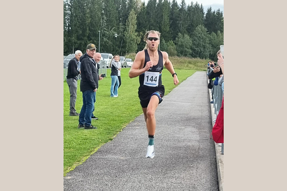 Magnus Aarrestad vinner Kirkerunden på en ny løyperekord. (Alle foto: Rune Romnes) Magnus Aarrestad vinner Kirkerunden på en ny løyperekord. (Alle foto: Rune Romnes)