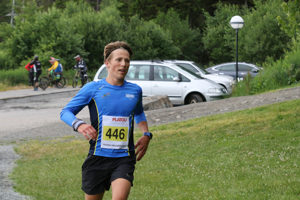 Dvergsdal og Angermund-Vik raskest over Haugsvarden i Bergen 1P1A6879.jpg