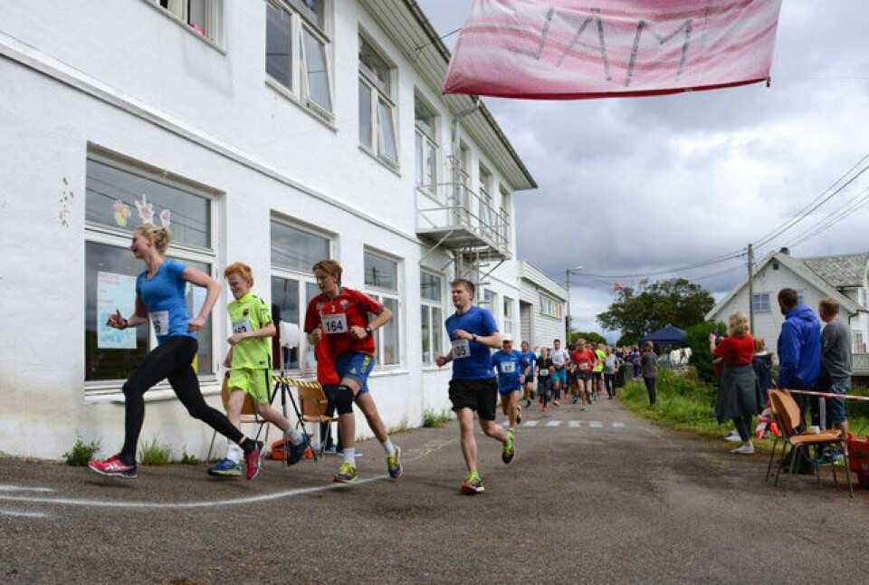 Olaussen og Husby vant den femte Møkster Maraton Nautisk_maraton_start_jentene_foto_AAdne_Thomassen_640.jpg