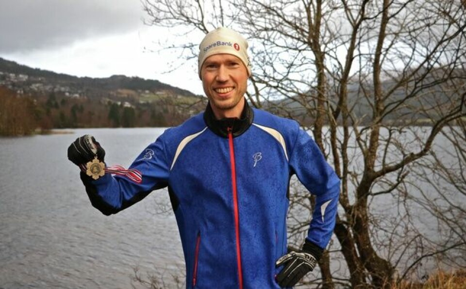 Are Uran vant stormfullt Rotevatnet rundt 05_medalje.jpg